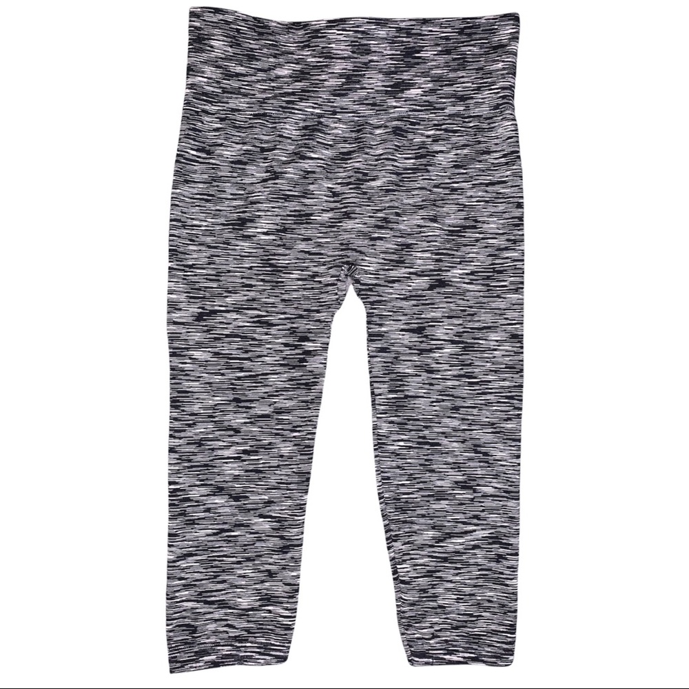 Black & White Marl Athletic Capri Leggings L/XL